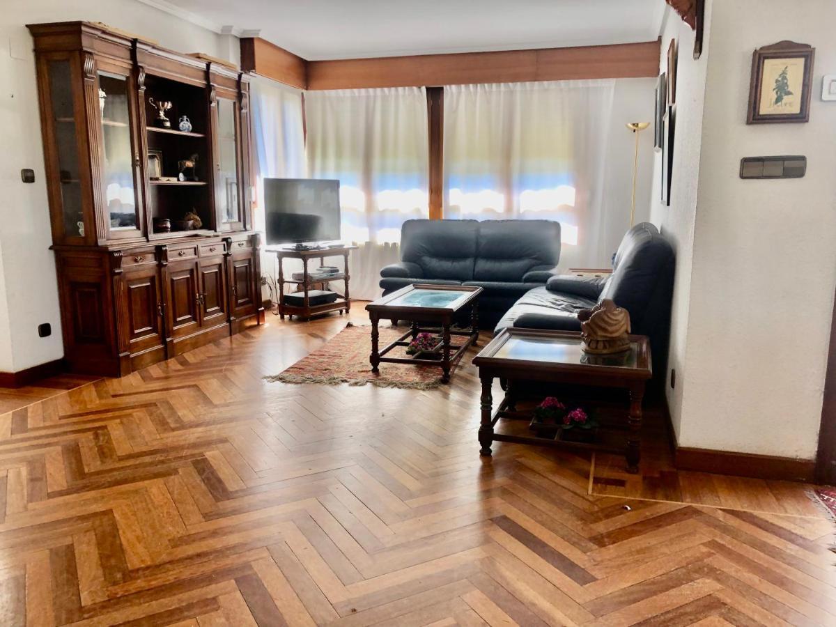 Chalet Al Lado De La Playa Con Piscina Privada, Jardin Y Barbacoa, Fronton, 6 Habitaciones ลาเรโด ภายนอก รูปภาพ